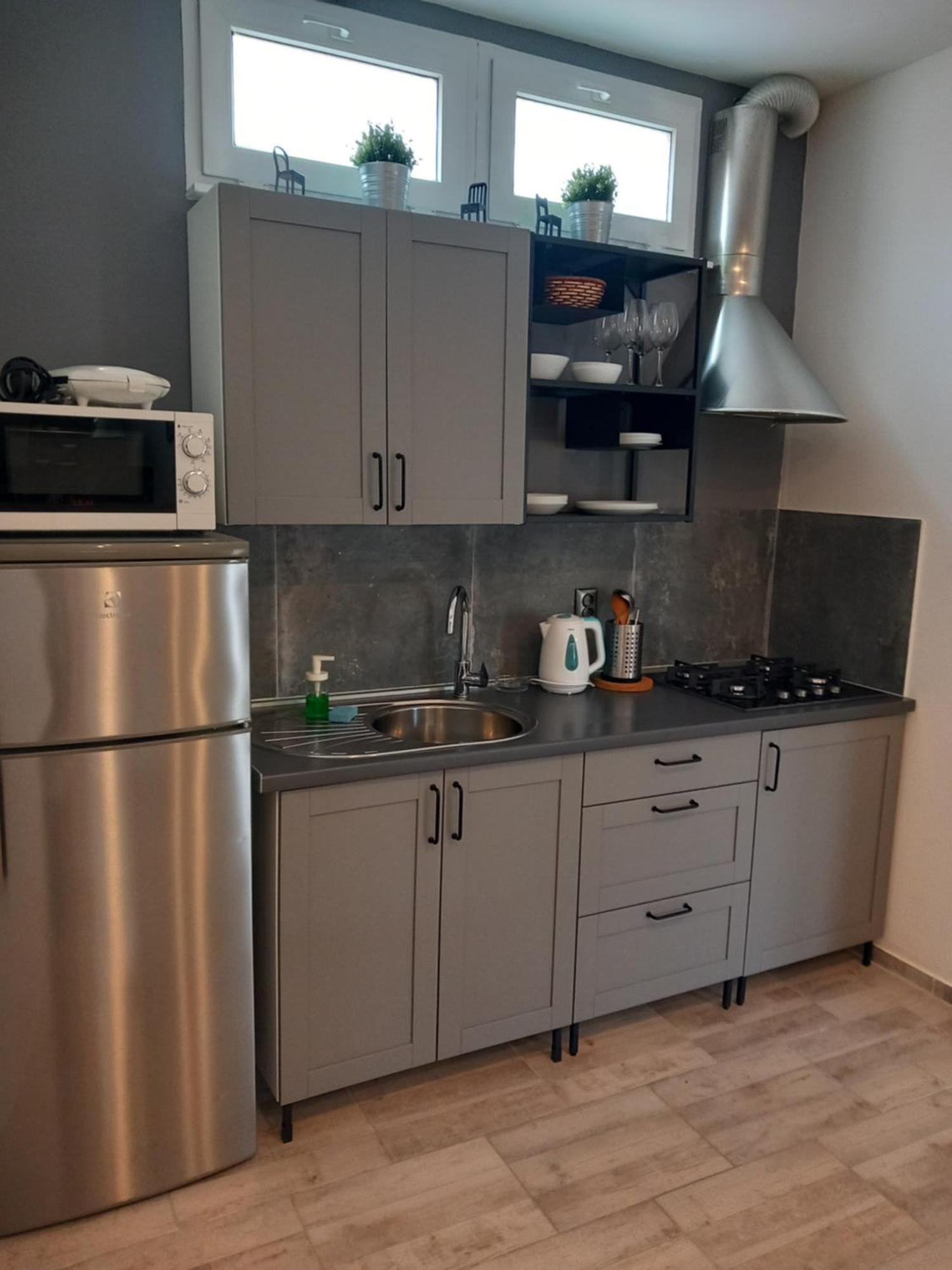 Apartmani Alma Pula Eksteriør billede
