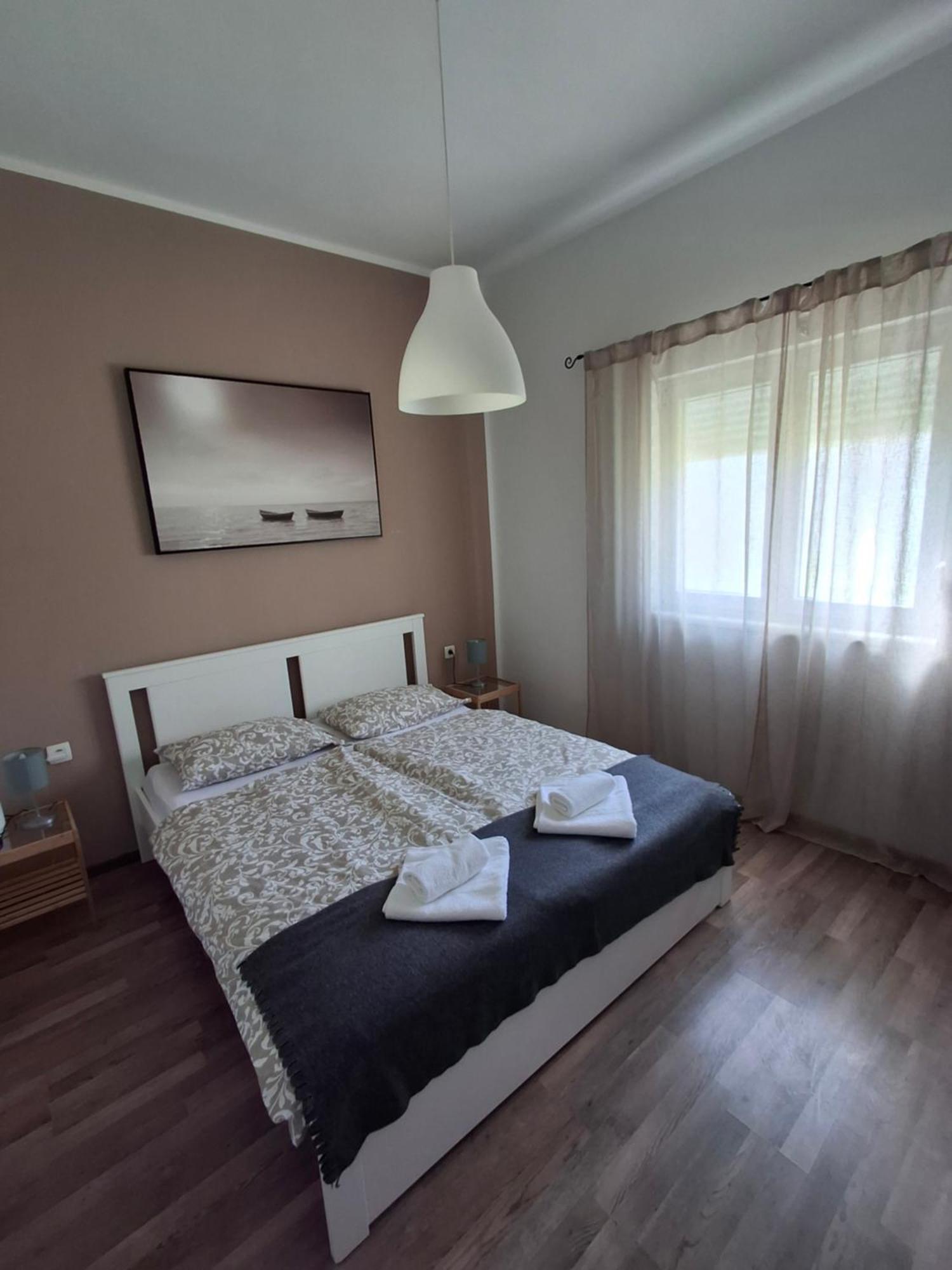 Apartmani Alma Pula Eksteriør billede